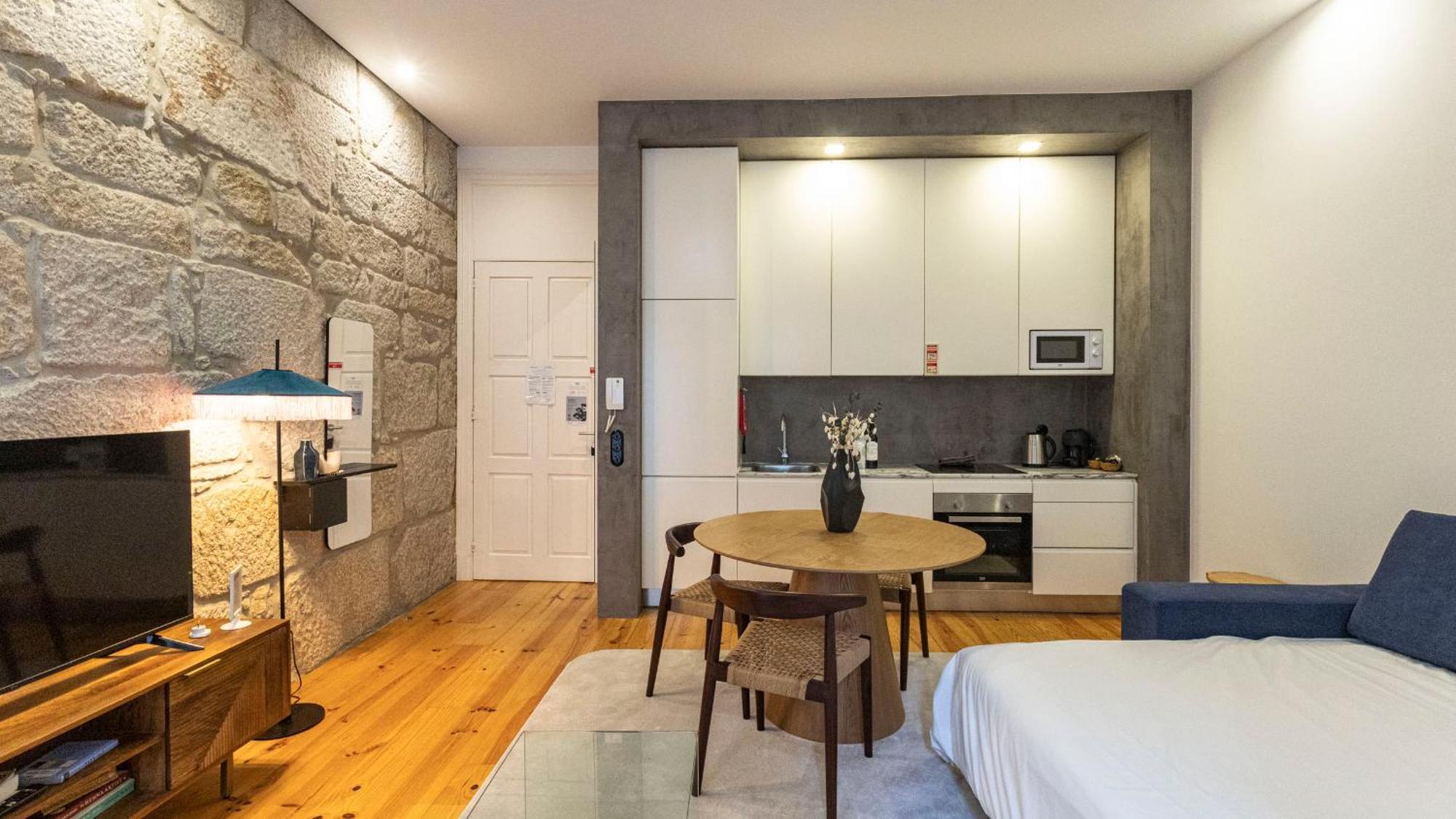 Lovelystay - Allderman Apartment - Almada 1º T OOporto Exteriör bild