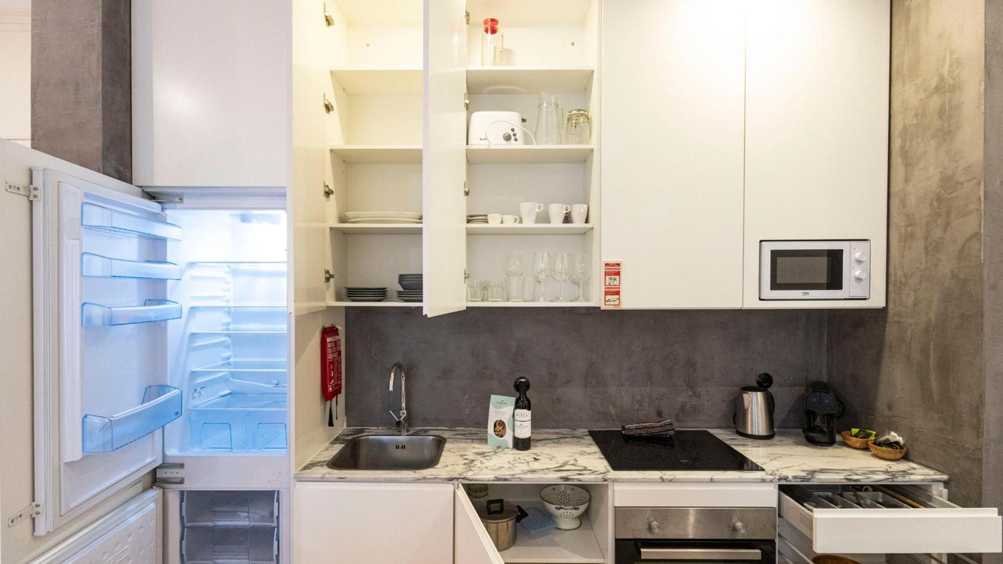 Lovelystay - Allderman Apartment - Almada 1º T OOporto Exteriör bild